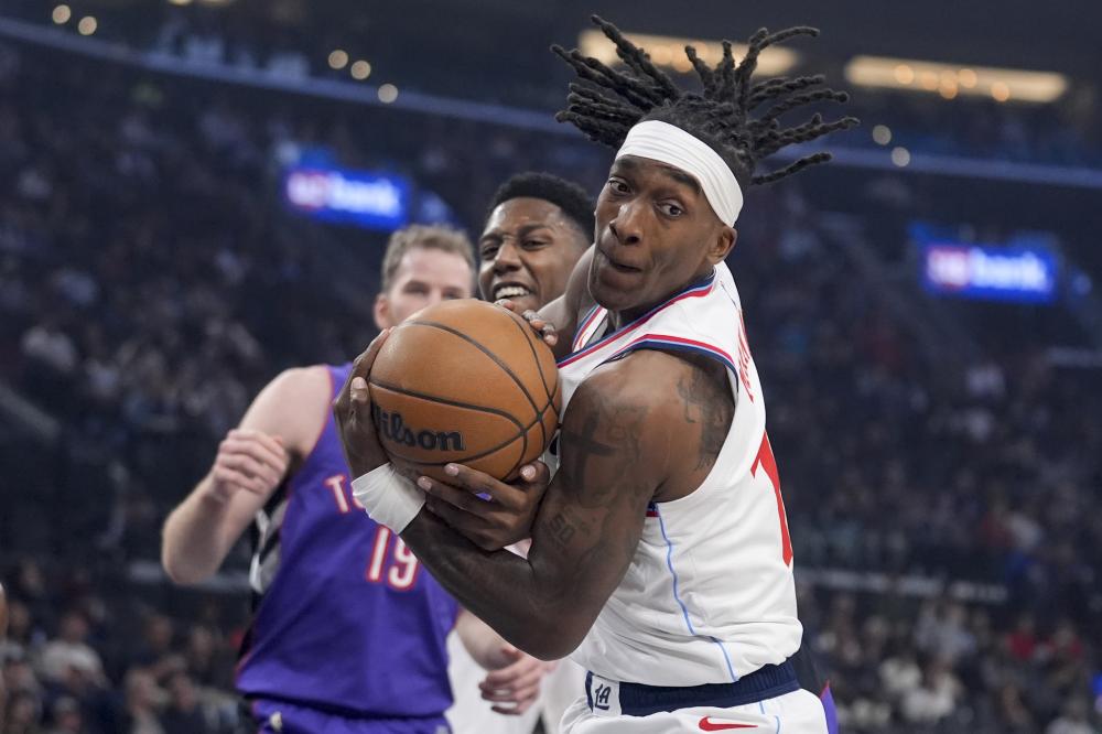 在低谷中完 在低谷中完