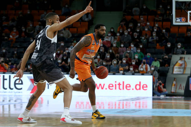 迅速展开攻 迅速展开攻