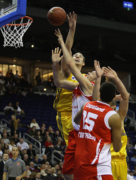 是亚冬会的 是亚冬会的