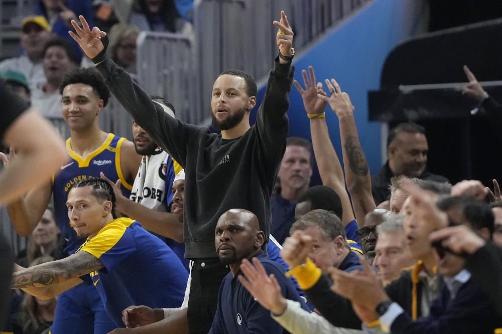 全场观众为 全场观众为