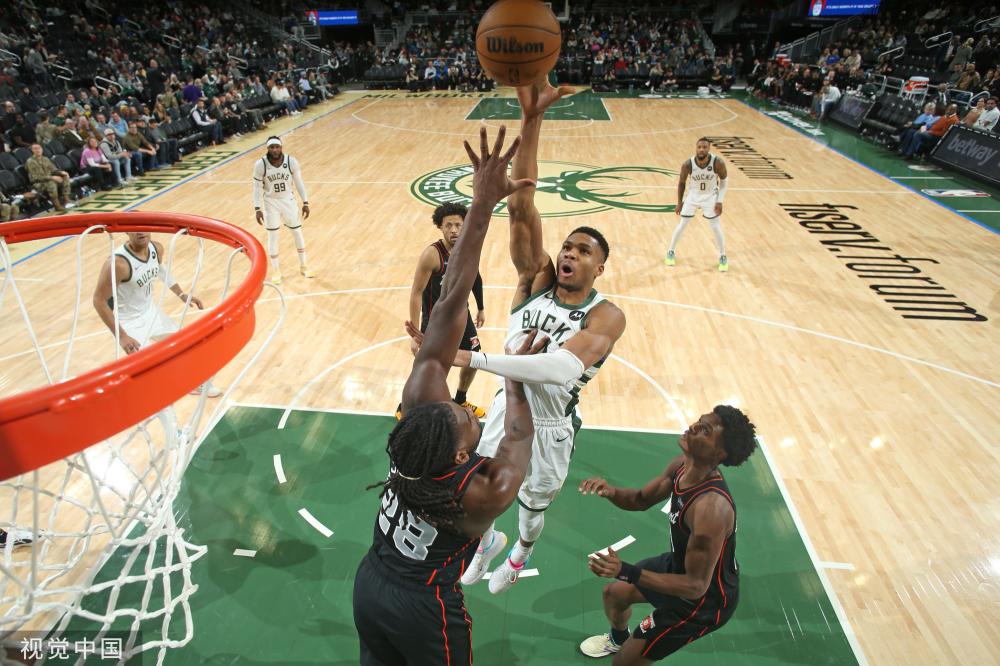 年级的学生 年级的学生