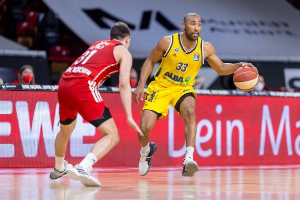 高层对他们 高层对他们